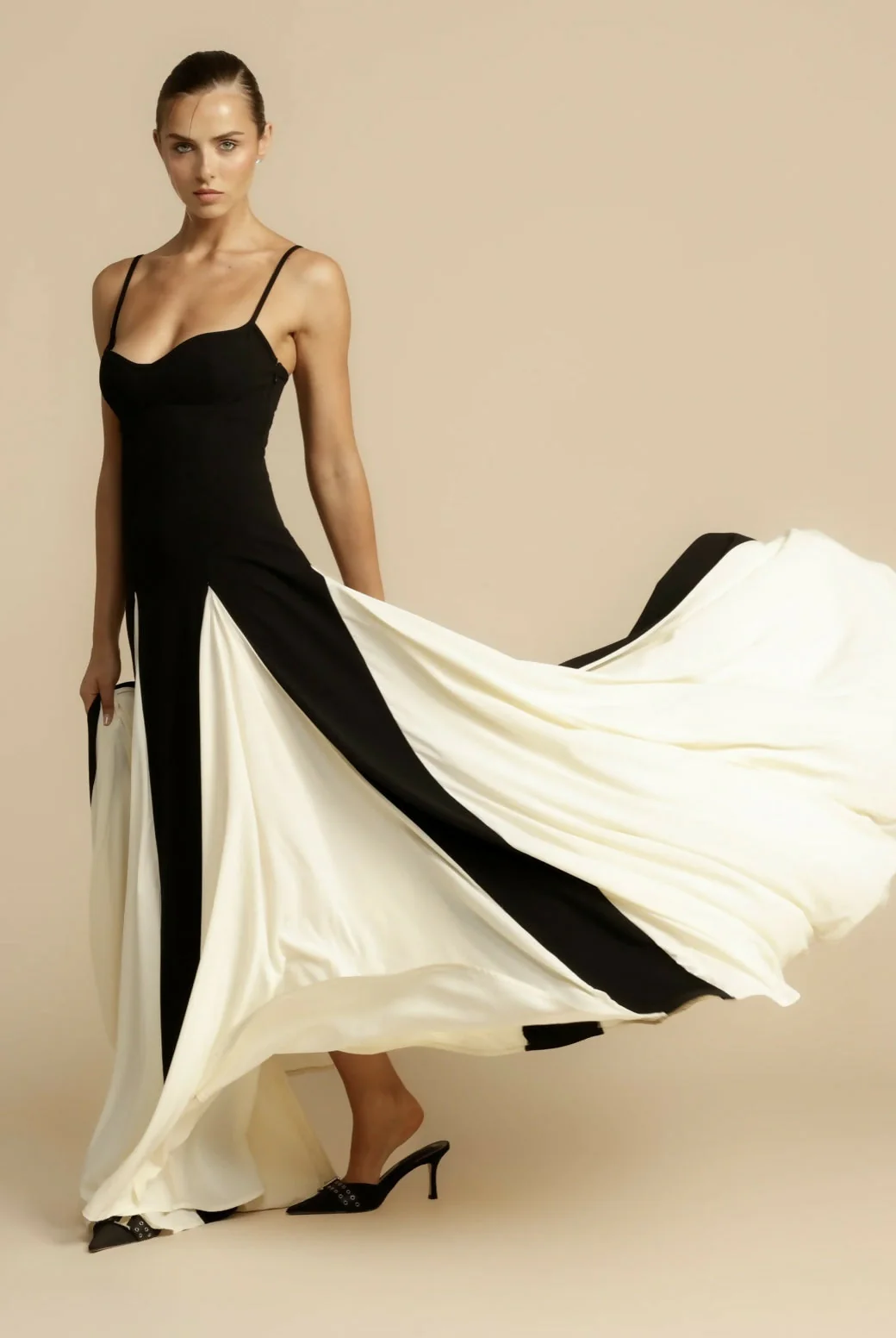 Paloma Evening Grown Maxi Dress - Image 4