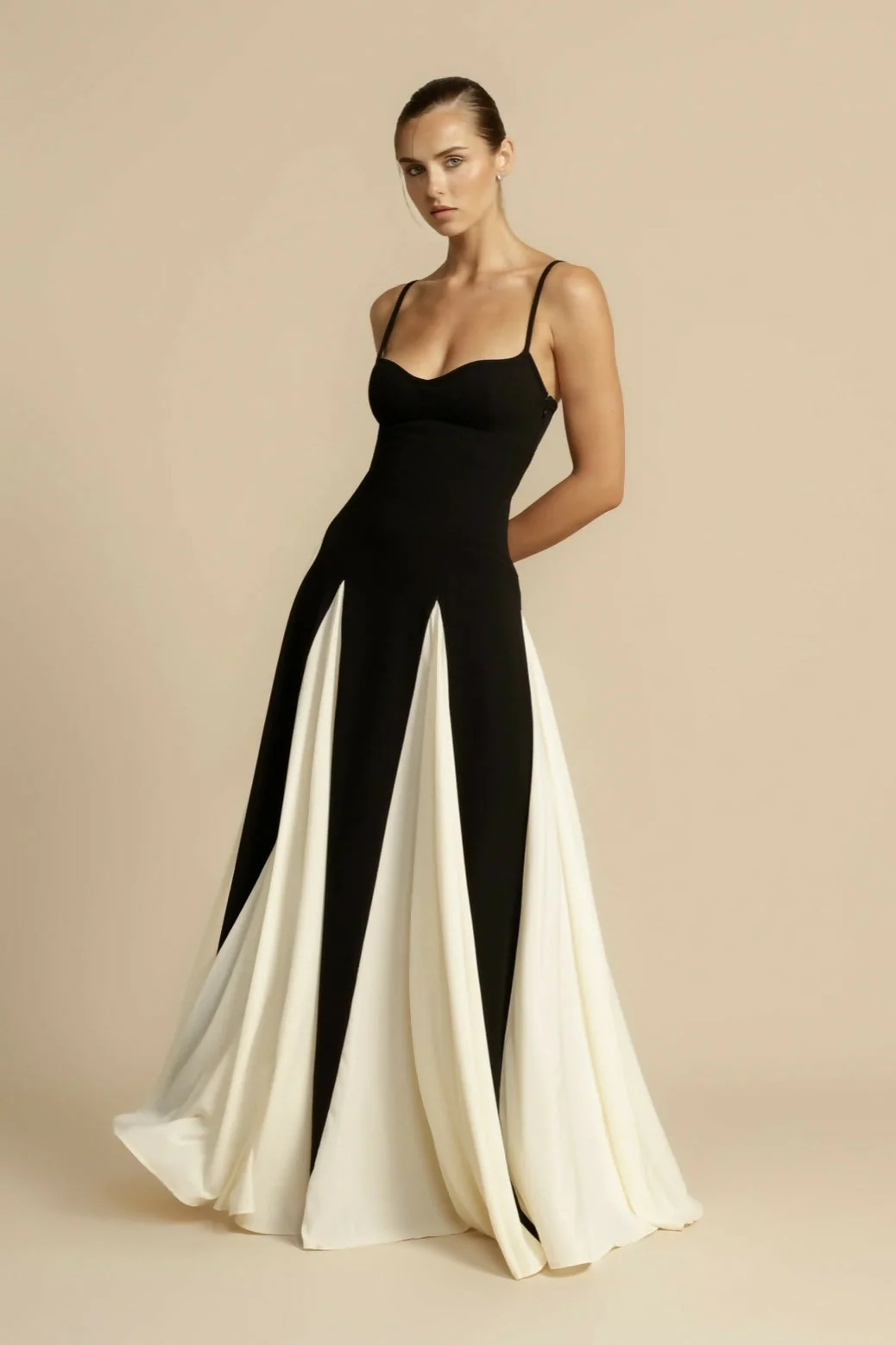 Paloma Evening Grown Maxi Dress - Image 5
