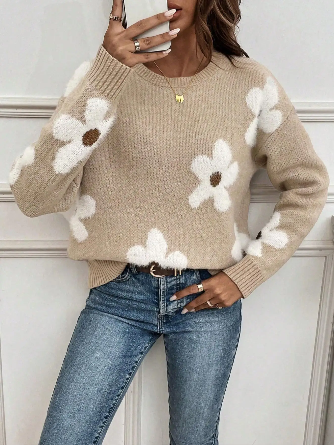 Women's Round Neck Knit Sweater - Image 2