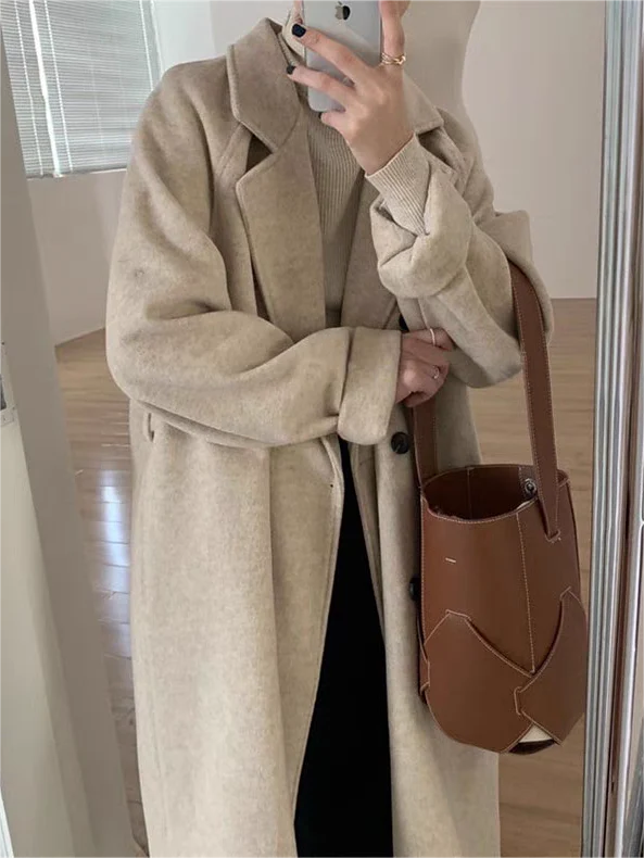 Women's Rivoli Classic Belted Wool Coat - Image 4