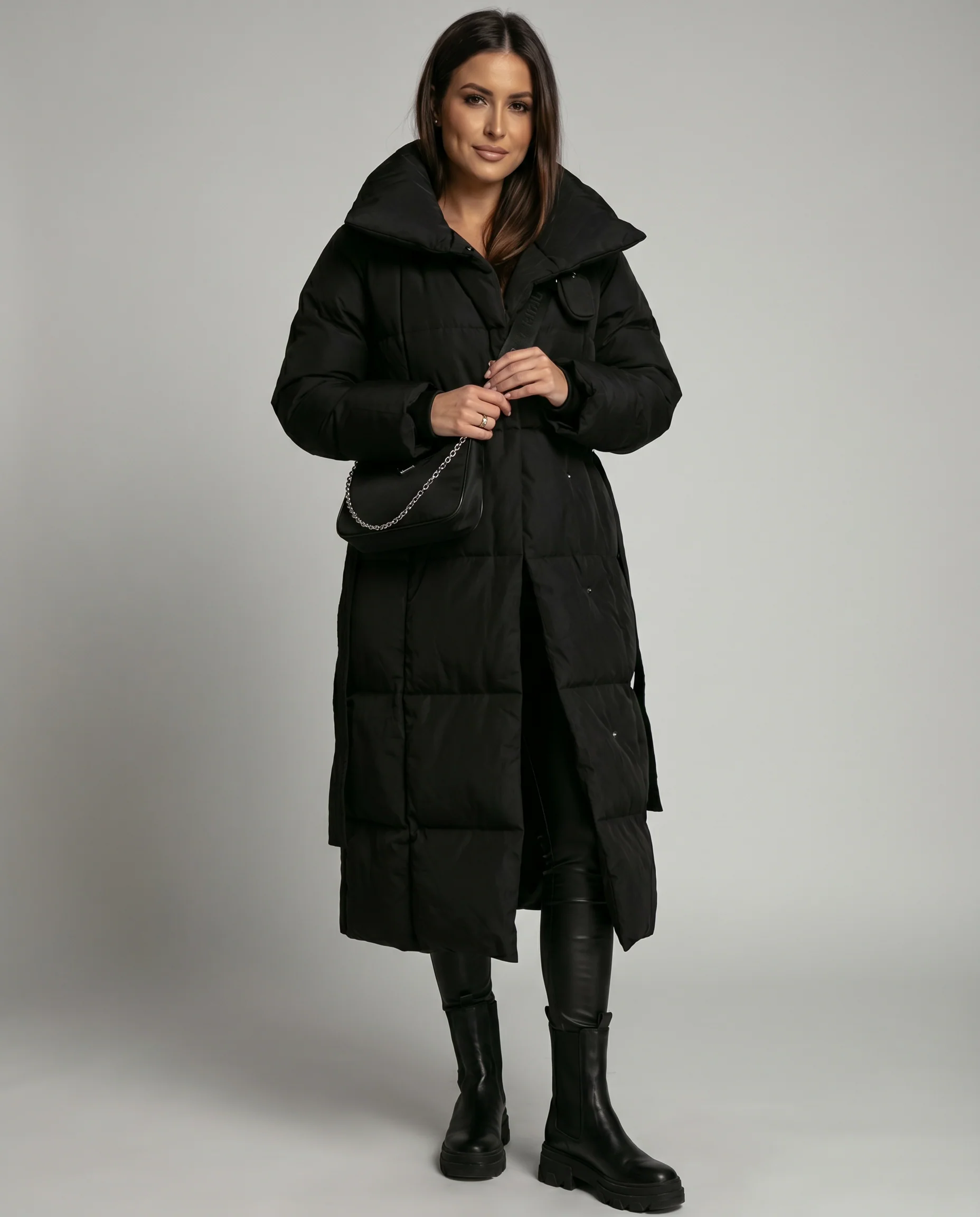 Comfortable long winter puffer jacket for women - Image 3