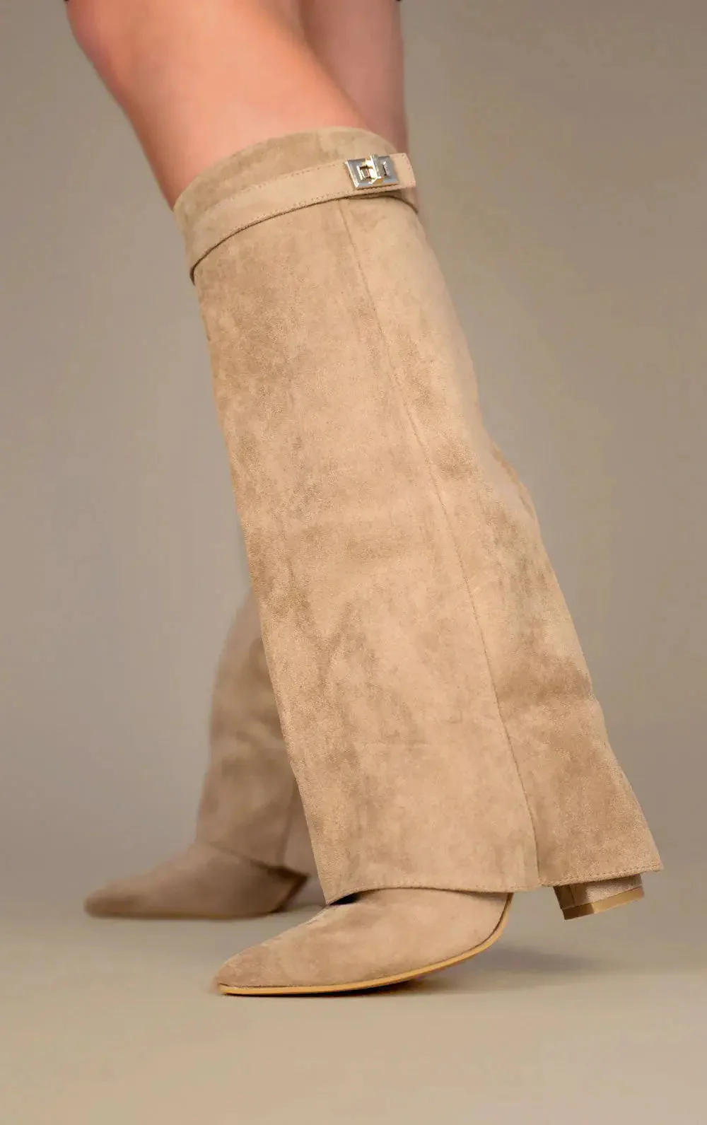 Elegant Women's Knee High Boots - Image 3