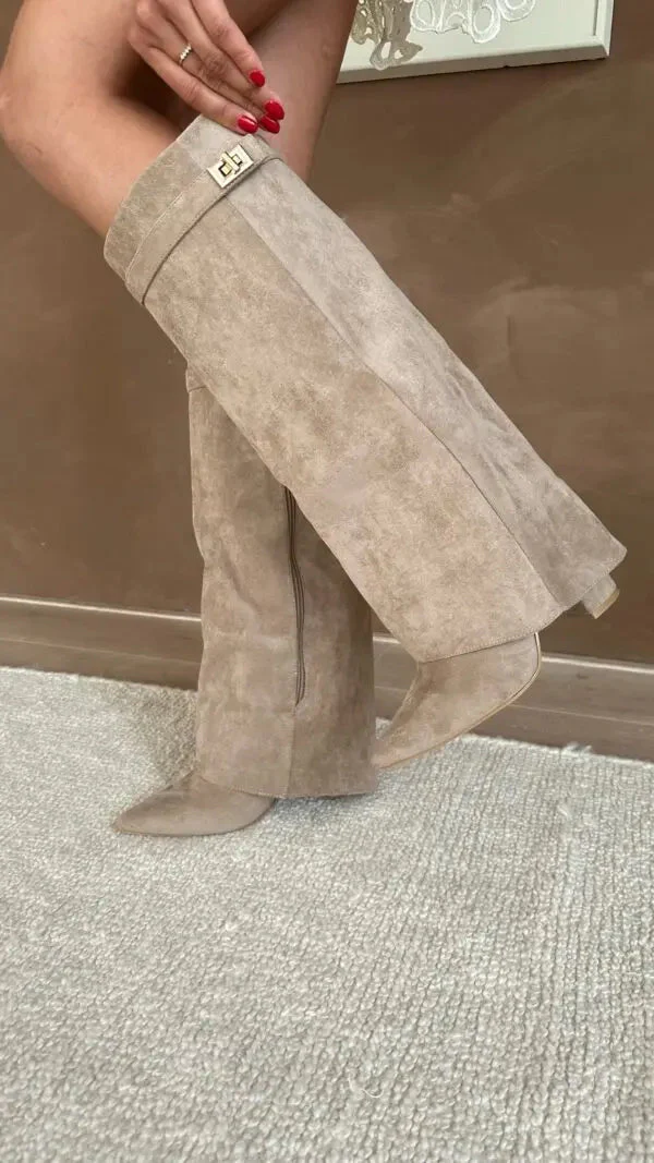 Elegant Women's Knee High Boots - Image 5