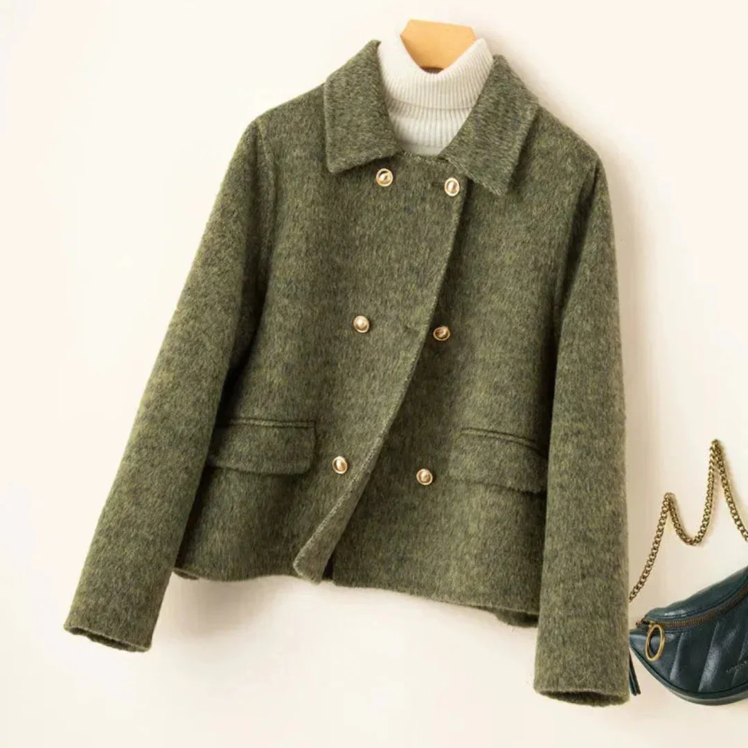 Women's Elegant wool coat with doll collar and gold buttons - Image 4