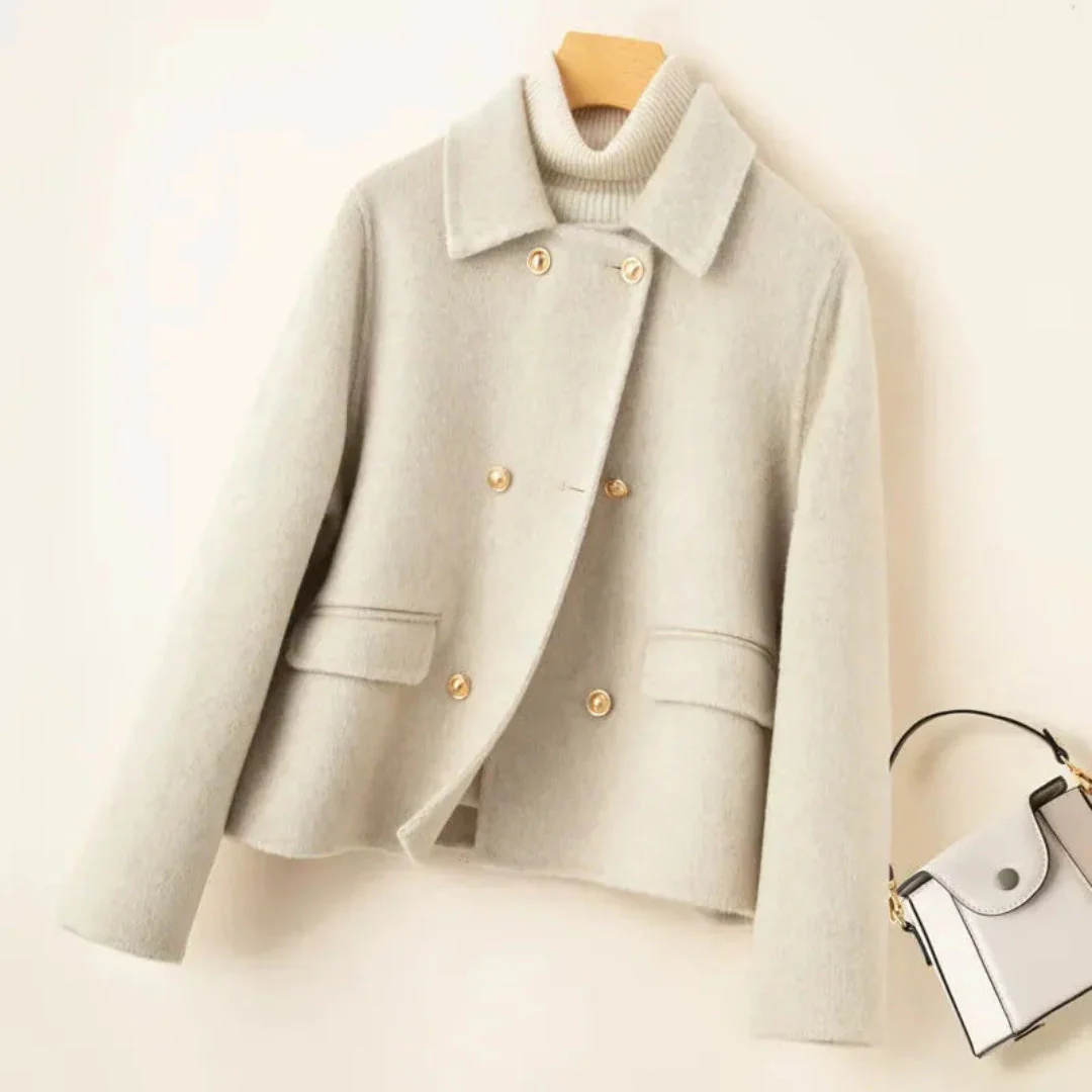 Women's Elegant wool coat with doll collar and gold buttons - Image 5