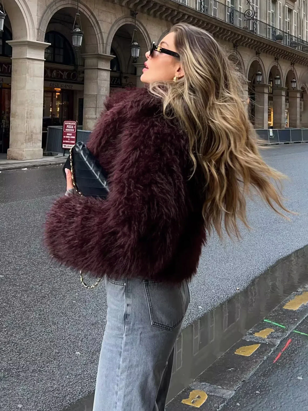 Women's Cropped Faux Fur Coat - Image 3