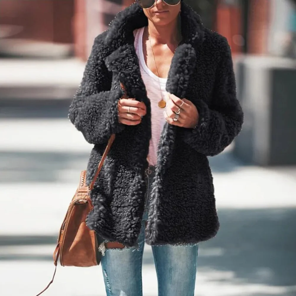 Fuffy Women's Faux Fur Coat - Image 5