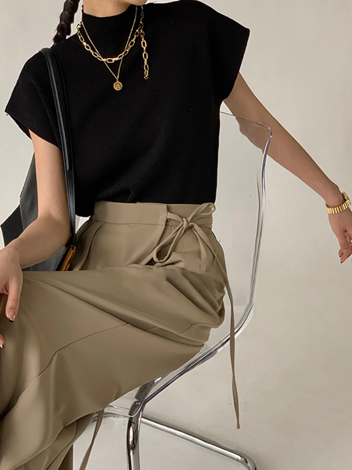Sleeveless Knit Pullover Vest - Image 4