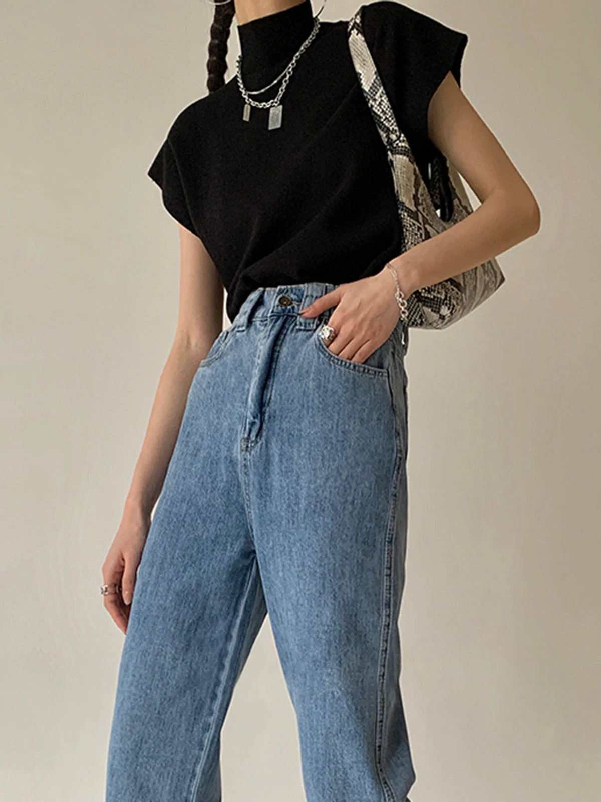 Sleeveless Knit Pullover Vest - Image 6