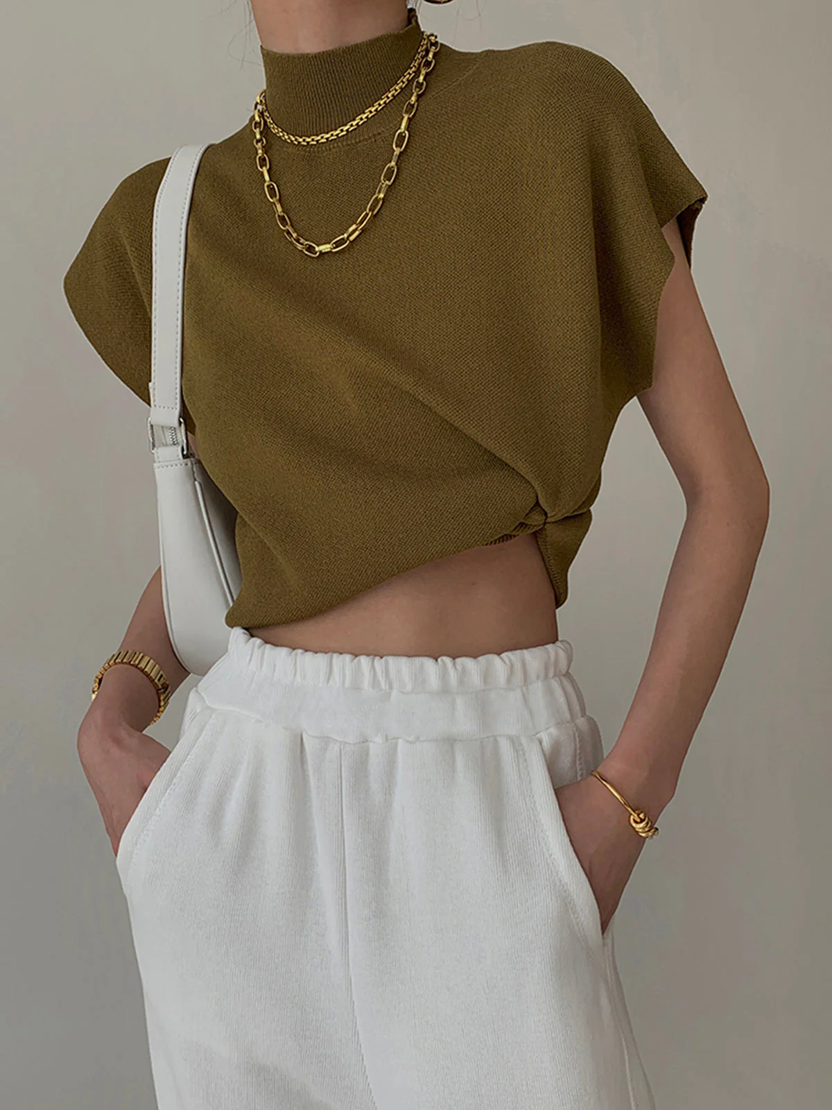 Sleeveless Knit Pullover Vest - Image 8