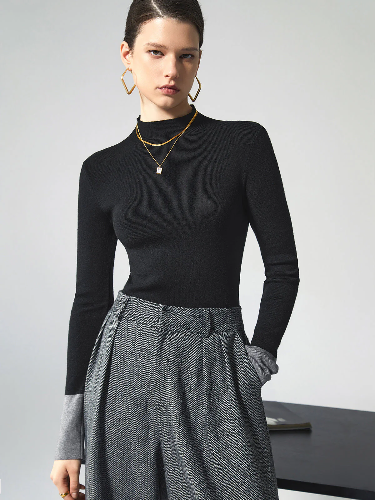 Contrast Cuff Knit Sweater - Image 4