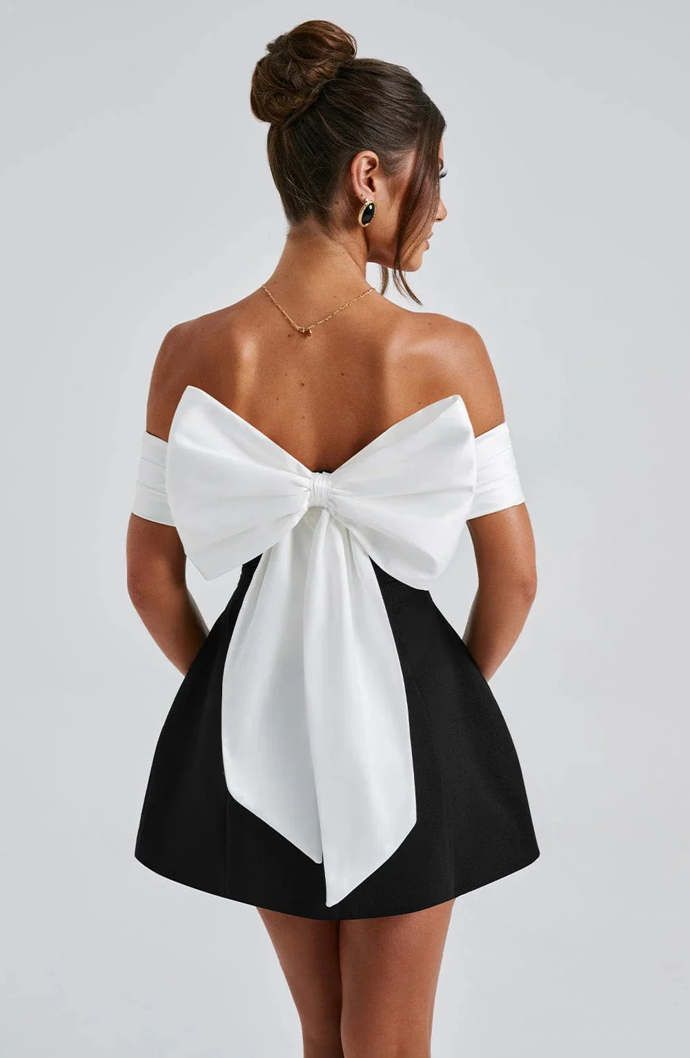 Noir Bloom Evening Party Mini Dress - Image 2