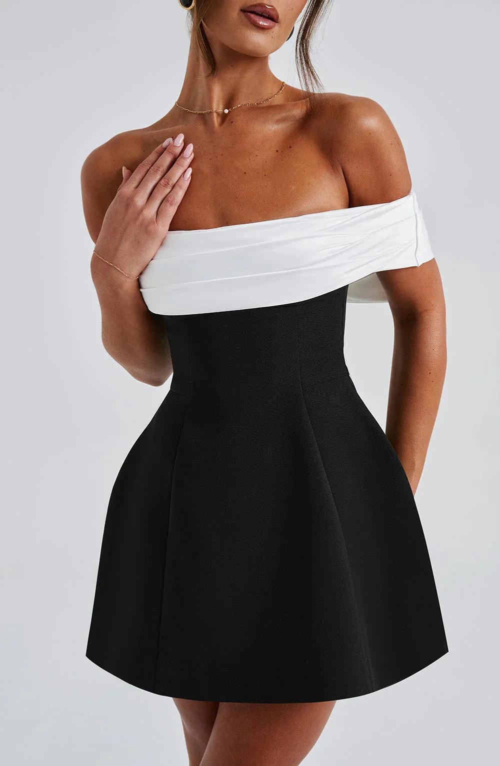 Noir Bloom Evening Party Mini Dress - Image 7