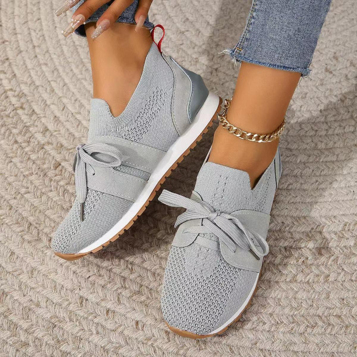 Women's Lightweight Mesh Sneakers - Image 2