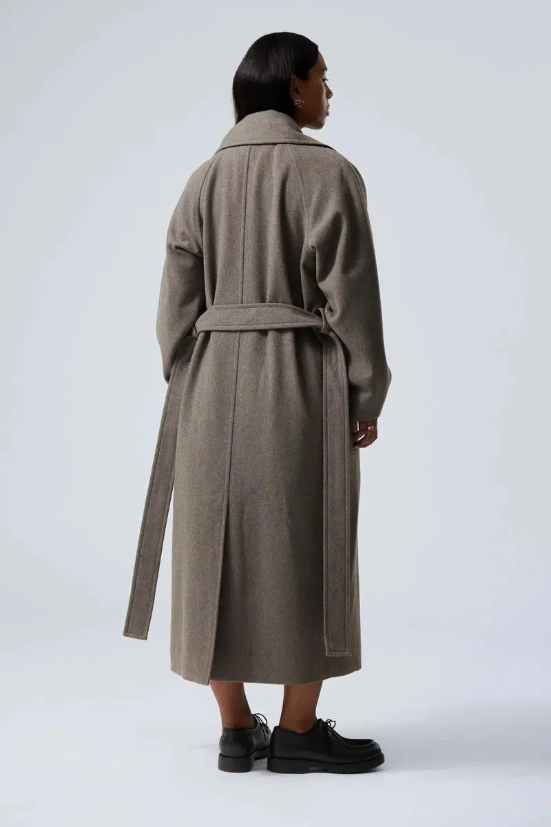 Women's Oversized Long Wool Coat - Image 3