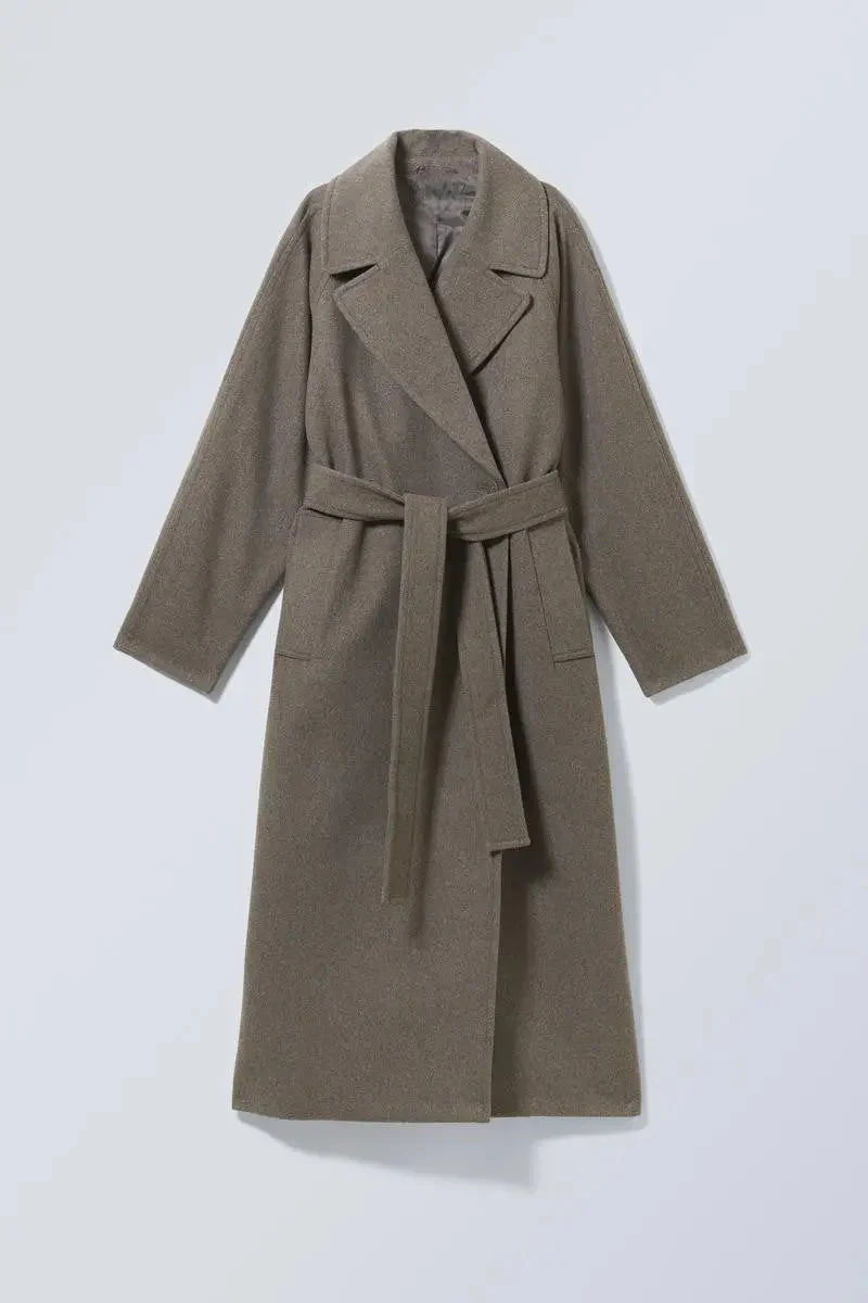Women's Oversized Long Wool Coat - Image 5