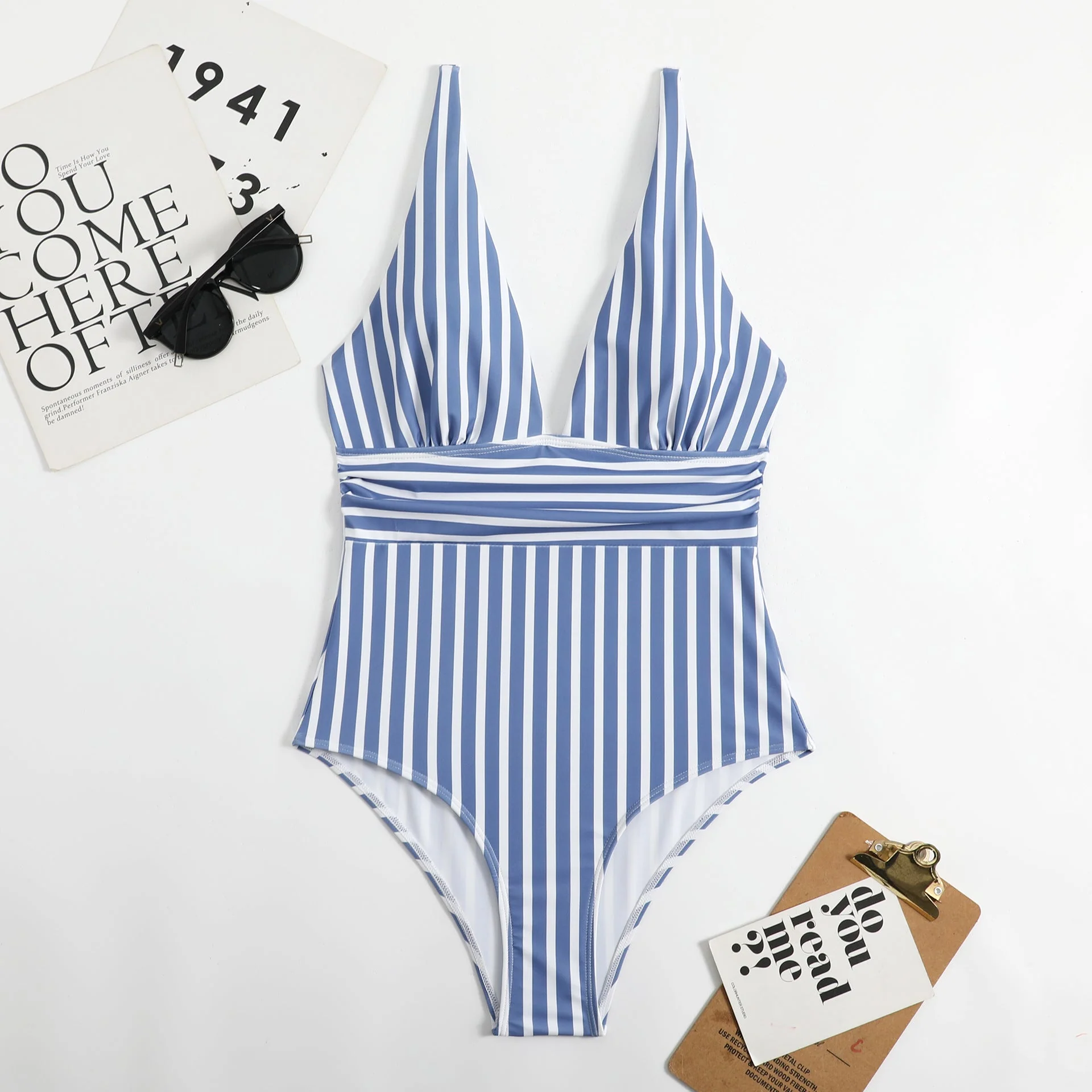 V-Neck Retro Striped Swimsuit - Image 7