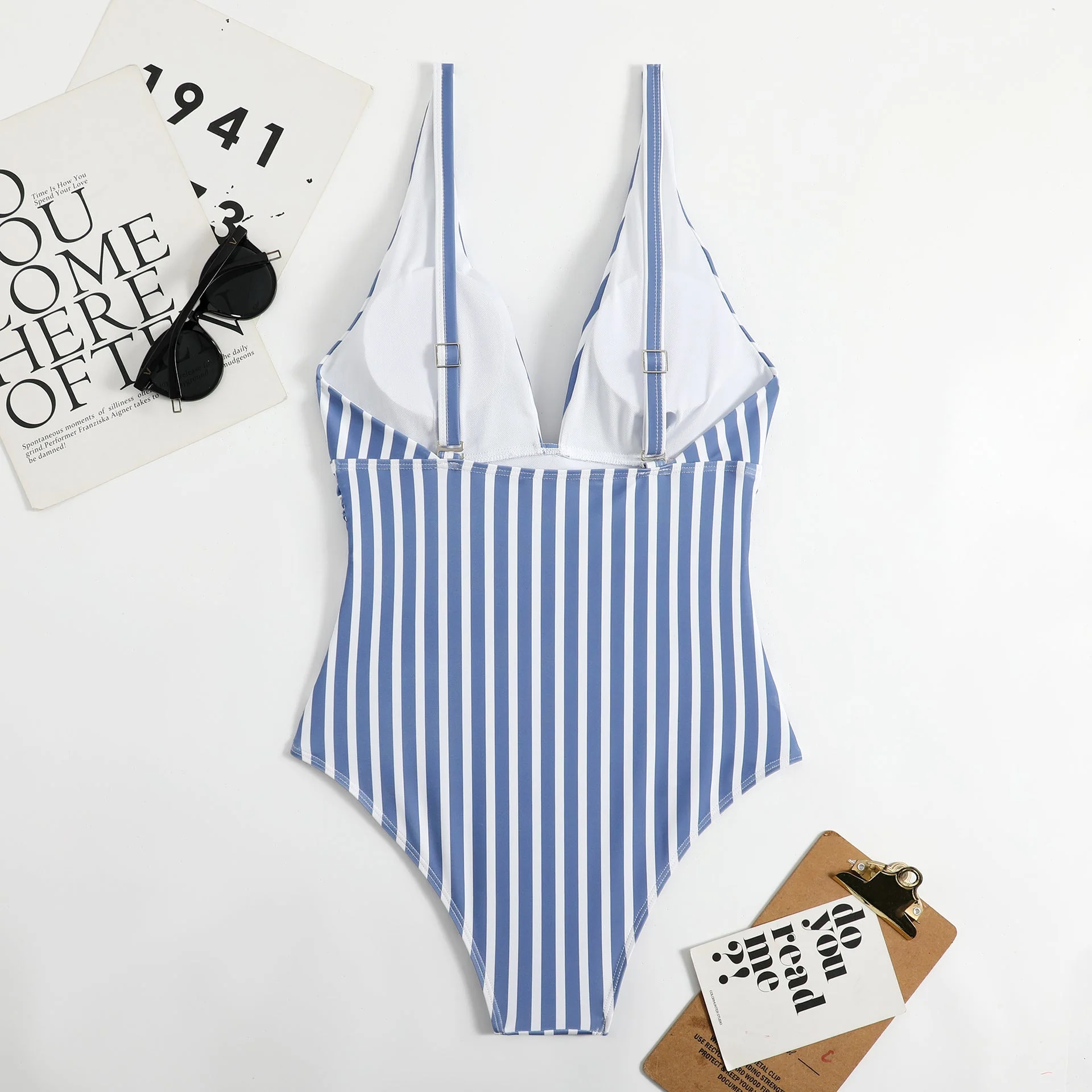 V-Neck Retro Striped Swimsuit - Image 8