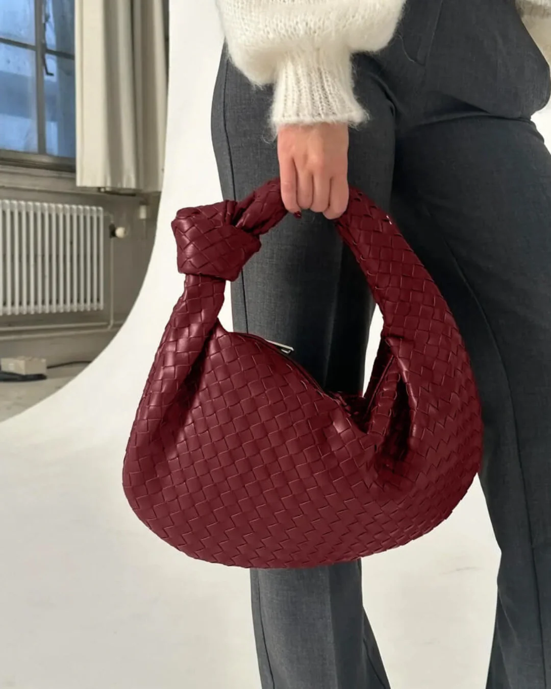 Verona Woven Knot Bag - Image 6