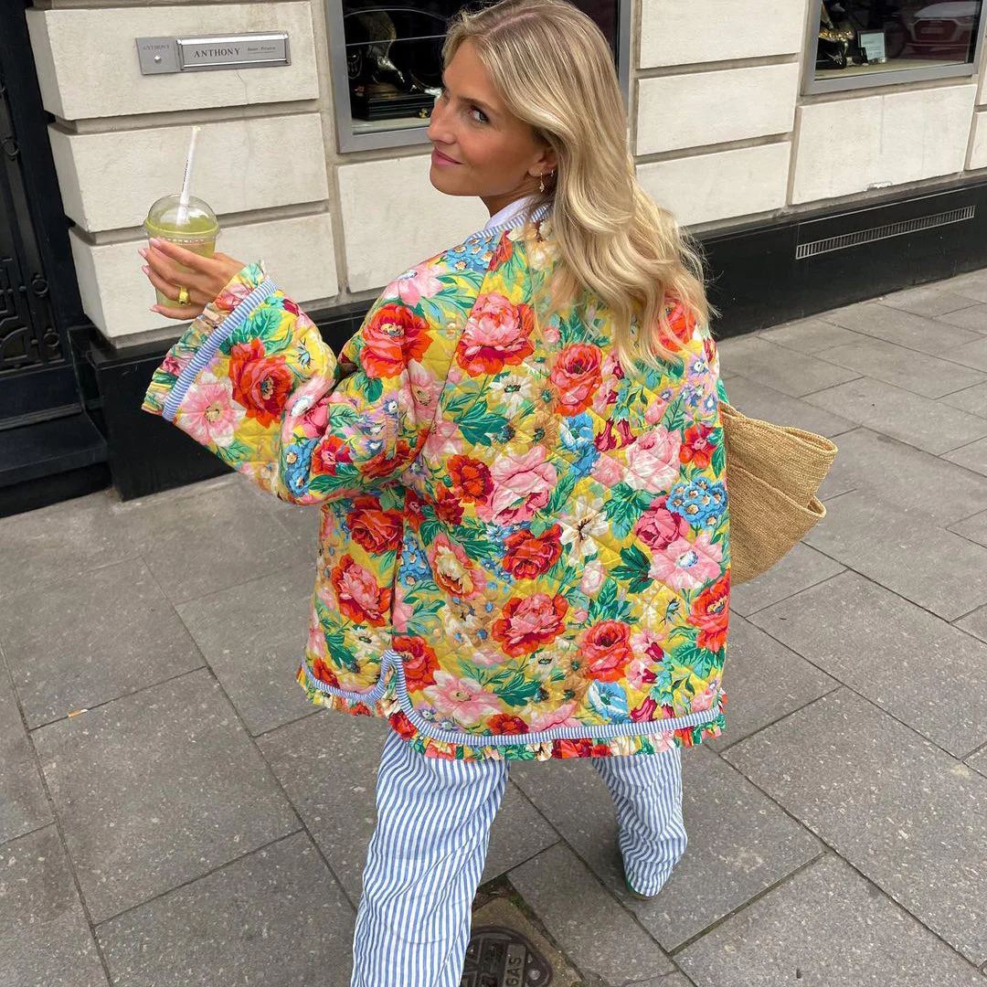Women's Vintage-Inspired Quilted Floral Jacket - Image 3