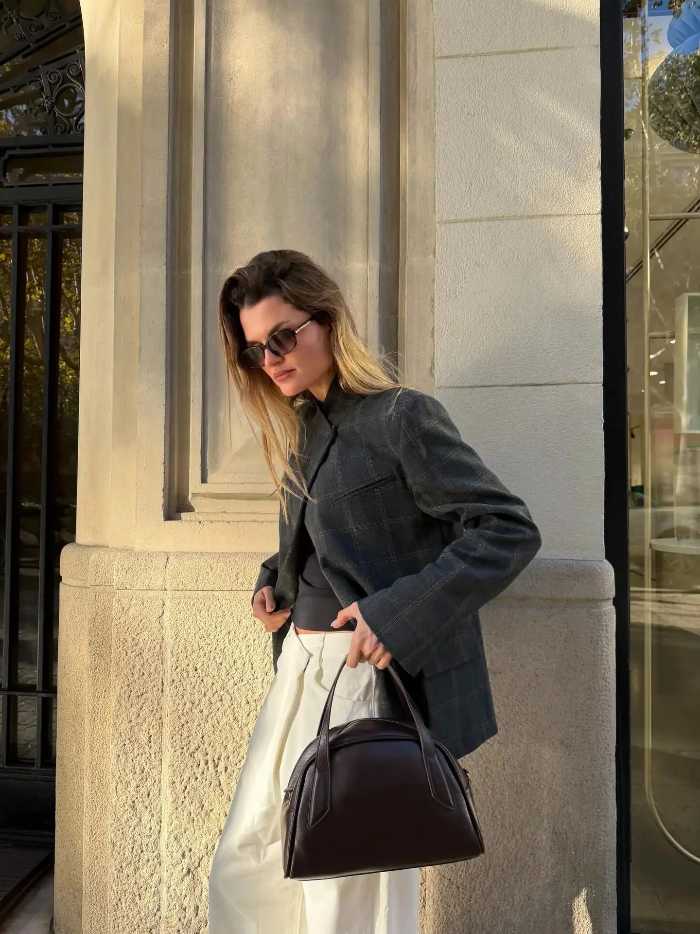 Women’s Oversized Checkered Blazer with Structured Shoulders and Modern Tailored Fit - Image 6