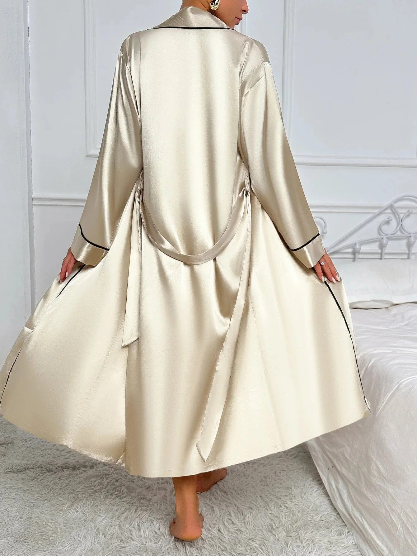 2-Piece Pyjama Set with Long Sleeve Robe and Slip Dress - Image 3