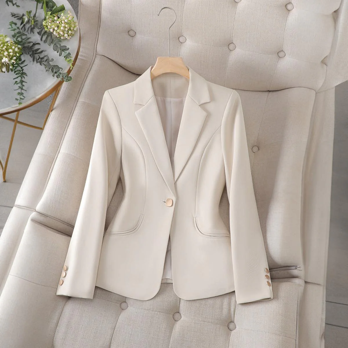 Lapel Collar Slim Fit Blazer for Women - Image 7