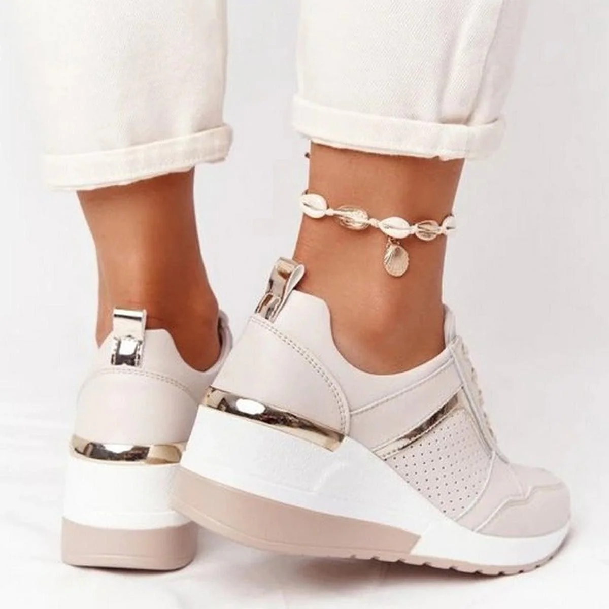 Women's Everyday Sneakers For Foot Pain Relief - Image 2